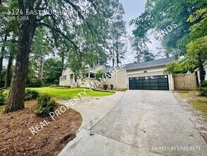 4124 E Buchanan Dr in Columbia, SC - Building Photo - Building Photo