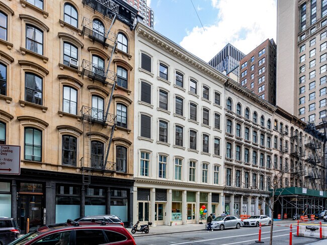 112-114 Duane St