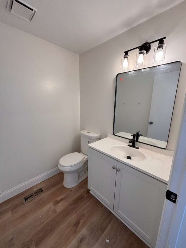 1447 Pepperdine Ct in Ballwin, MO - Foto de edificio - Building Photo