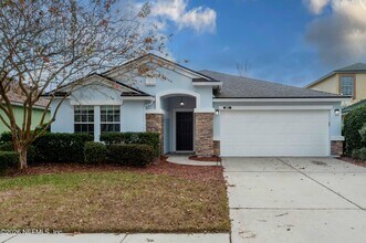 4667 Pine Lake Dr in Middleburg, FL - Building Photo - Building Photo