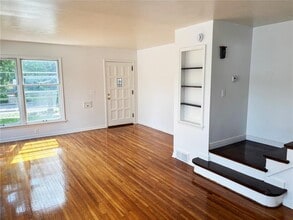 3720 Quebec Ave S in Minneapolis, MN - Building Photo - Building Photo