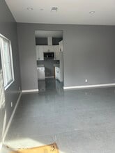 6537 Valjean Ave, Unit 6537 Valjean Ave van Nuys in Van Nuys, CA - Building Photo - Building Photo