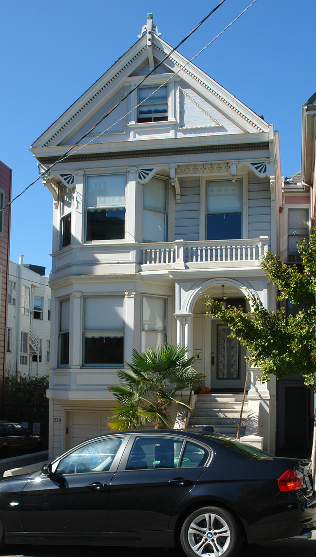 237-239 Cole St in San Francisco, CA - Building Photo - Building Photo