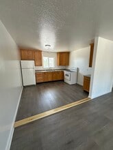 217 E 5th St in Rupert, ID - Building Photo - Building Photo