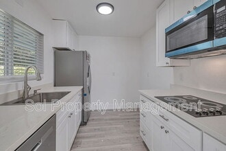 822 Eaton St in Santa Cruz, CA - Building Photo - Building Photo