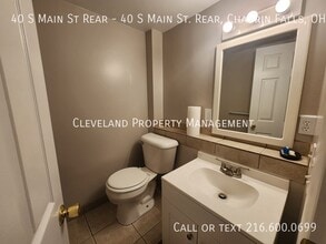 40 S Main St in Chagrin Falls, OH - Building Photo - Building Photo