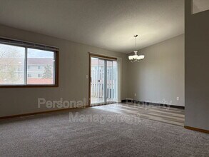 2510 Amber Valley Ct S in Fargo, ND - Building Photo - Building Photo