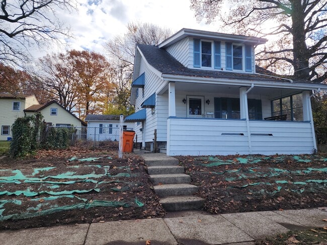 property at 1837 W 9th St