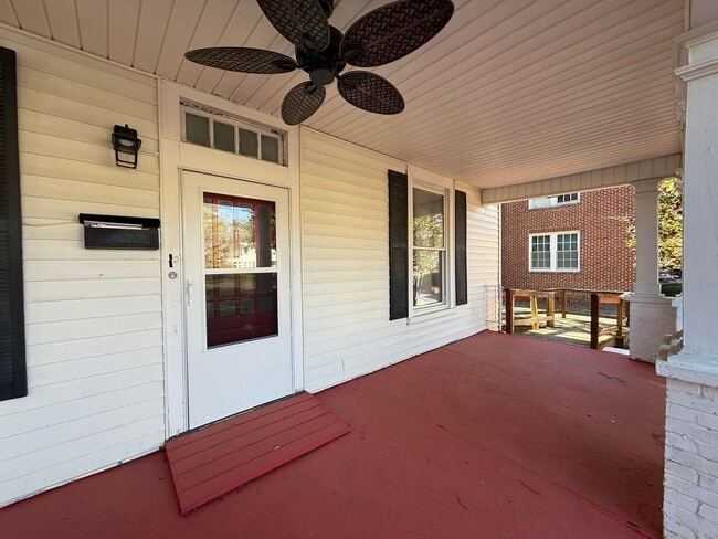 1205 Nash St in Wilson, NC - Building Photo - Building Photo