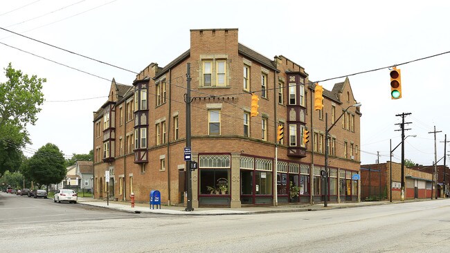 5403-5407 Detroit Ave