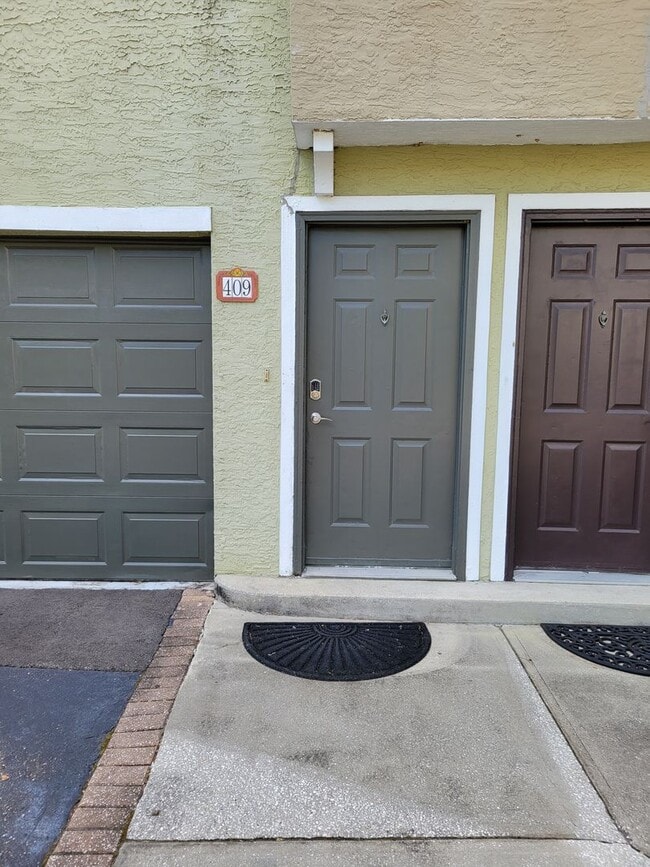 property at 10075 Gate Pkwy N