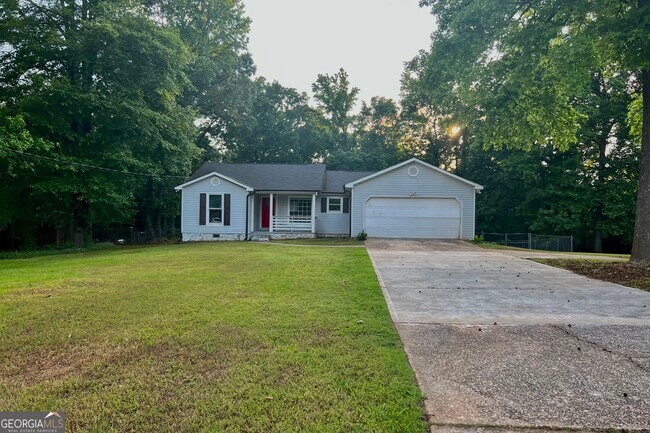 604 Cloudland Dr in Stockbridge, GA - Building Photo - Building Photo