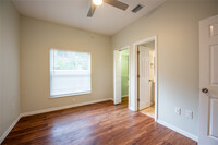 1700-1704 Redwood St in Sarasota, FL - Foto de edificio - Interior Photo