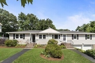 45 Fottler Rd in Hingham, MA - Building Photo - Building Photo