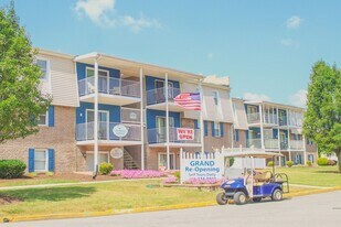 The Riverwalk at Salem