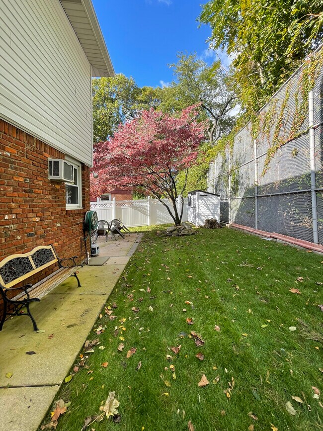 24303 72nd Ave Rentals in Little Neck, NY