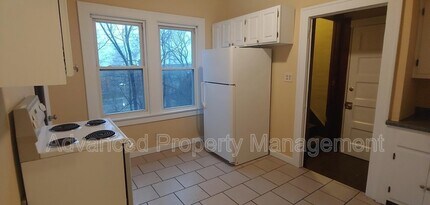 1425 N 47th St in Milwaukee, WI - Building Photo - Building Photo