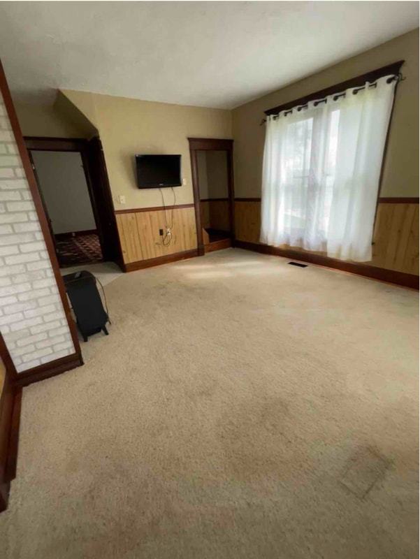 210 E Hackberry St in Fayette, MO - Building Photo - Building Photo