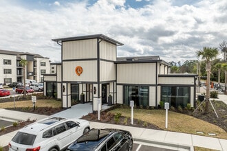 Pointe Grand Jacksonville West in Jacksonville, FL - Foto de edificio - Building Photo