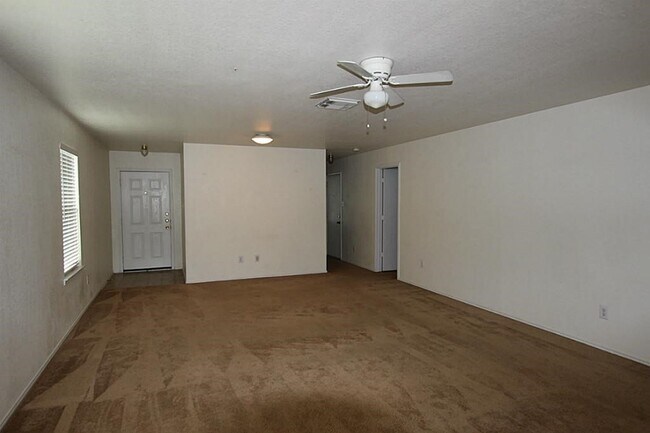 5015 Fox Mill Ln in Spring, TX - Building Photo - Building Photo