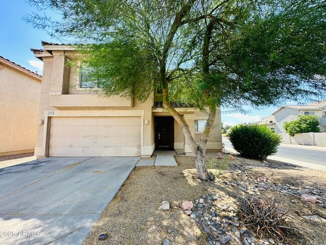 property at 3949 S Illinois St
