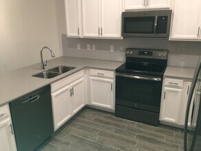 1260 Royal St. George Blvd in Davenport, FL - Building Photo - Building Photo