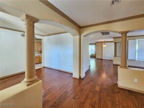 10224 TRESOR Ct in Las Vegas, NV - Building Photo - Building Photo