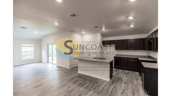 227 Rogers St in Lehigh Acres, FL - Building Photo - Building Photo