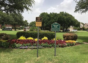 3425 Renaissance Dr in Plano, TX - Foto de edificio - Building Photo