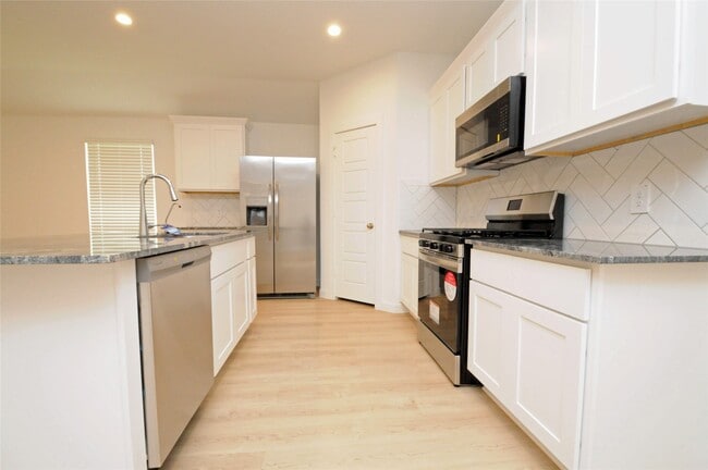 property at 1410 Island Grove Dr