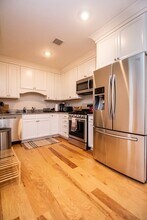 1002 Tremont St, Unit 1 in Boston, MA - Building Photo - Building Photo
