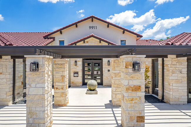 Bridge at Paloma in Austin, TX - Foto de edificio - Building Photo