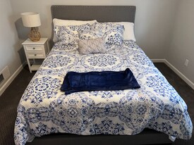 2423 Northbrook Rd in Snellville, GA - Building Photo