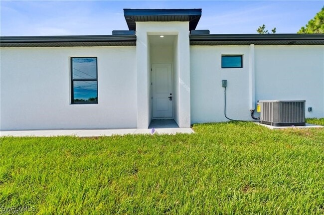 property at 1011-1013 Abrams Blvd