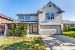 9631 Hillside Trail in San Antonio, TX - Building Photo