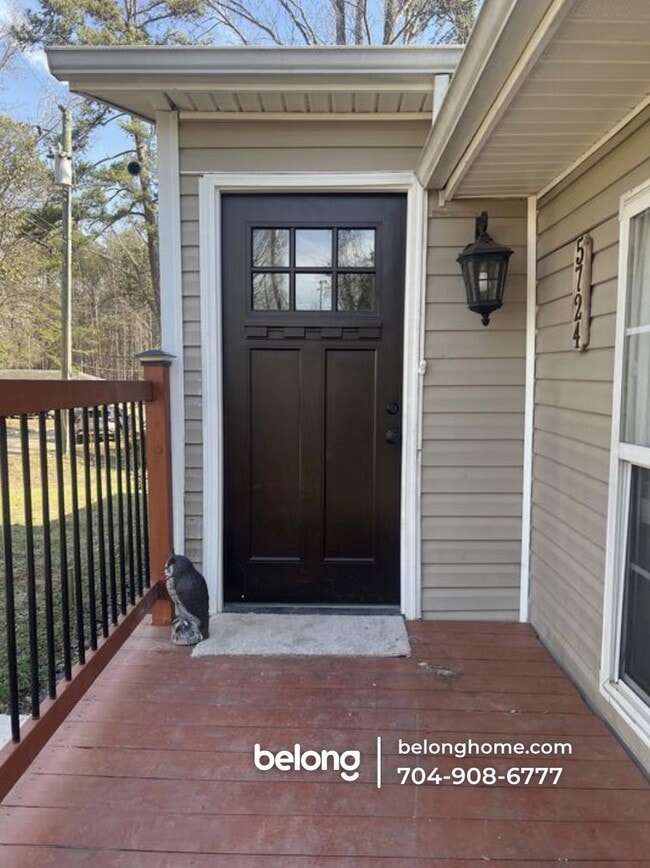 5724 Phillips St in Charlotte, NC - Foto de edificio - Building Photo