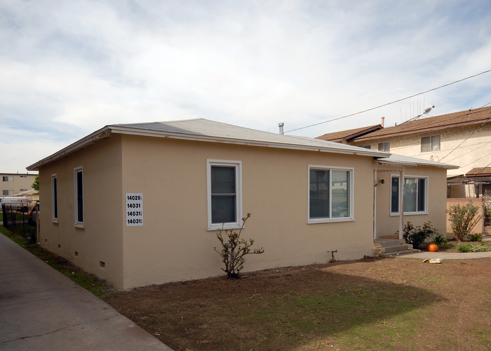 14029 Yukon Ave in Hawthorne, CA - Building Photo