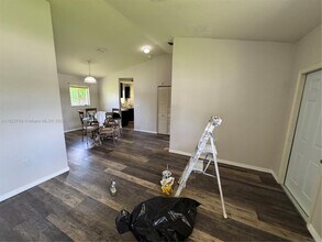 855 W Davis Pkwy in Homestead, FL - Building Photo - Building Photo