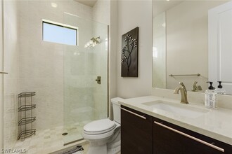 11695 Royal Tee Cir in Cape Coral, FL - Foto de edificio - Building Photo