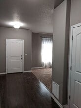 7536 Shallow Brooke Pl in Colorado Springs, CO - Foto de edificio - Building Photo