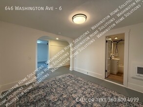 646 Washington Ave in Bremerton, WA - Building Photo - Building Photo