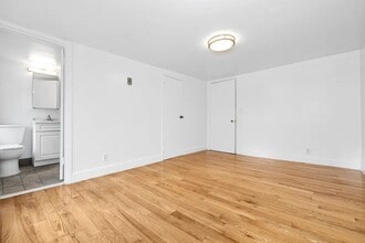 211 Seventh Avenue, Unit 1 in New York, NY - Building Photo - Building Photo