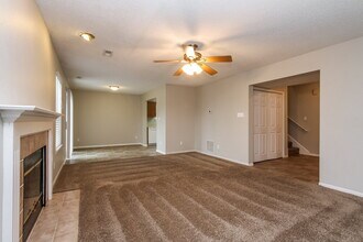 209 Bent Stream Ln in Brownsburg, IN - Building Photo - Building Photo