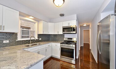 1028 S Monitor Ave in Chicago, IL - Building Photo - Building Photo