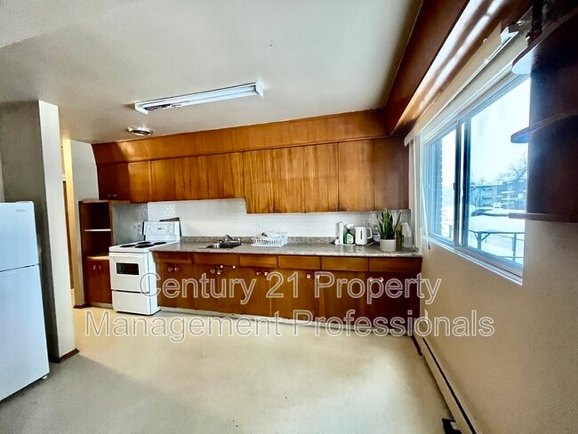 property at 11610 124 St