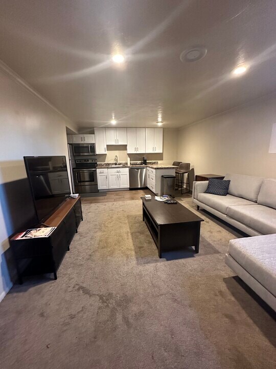 3151 E 3900 S in Salt Lake City, UT - Building Photo