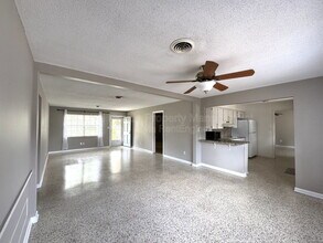 903 Marscastle Ave in Orlando, FL - Building Photo - Building Photo