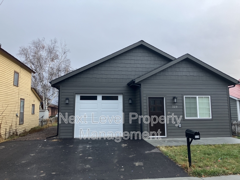 329 3rd Ave W in Kalispell, MT - Building Photo