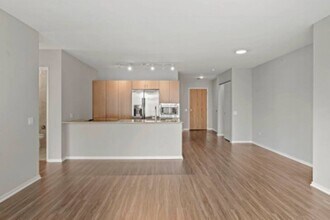 2122 43rd St, Unit 2 in Astoria, NY - Building Photo - Building Photo