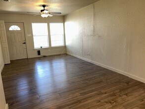 1702 Alamo Ave in Killeen, TX - Building Photo - Building Photo